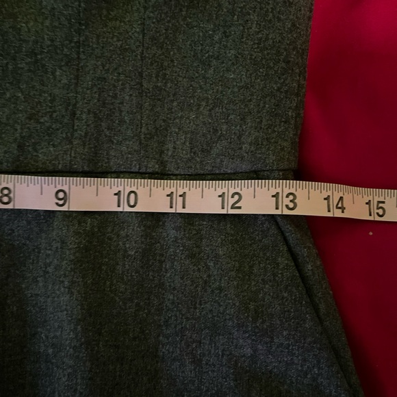 Club Monaco strapless lined grey wool dress Size 6  with side slit pockets - Picture 7 of 9
